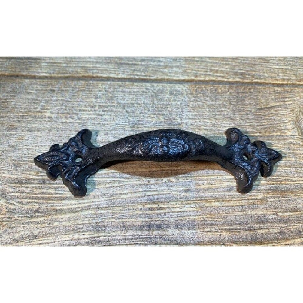 ONE Cast Iron Fleur-De-Lis Door Handles 0040